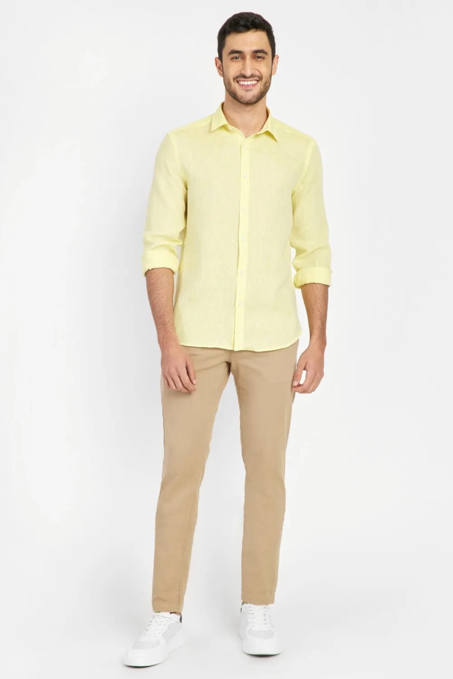 Camisa Manga Longa Slim em Linho Irlandês Amarelo Medio — foto 2 de 6