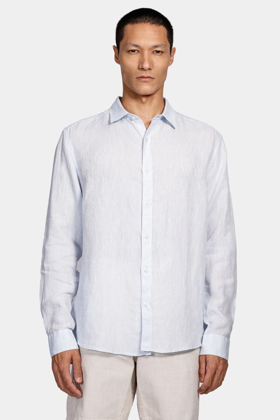 Camisa Manga Longa Slim em Linho Irlandês Azul Claro — foto 1 de 5