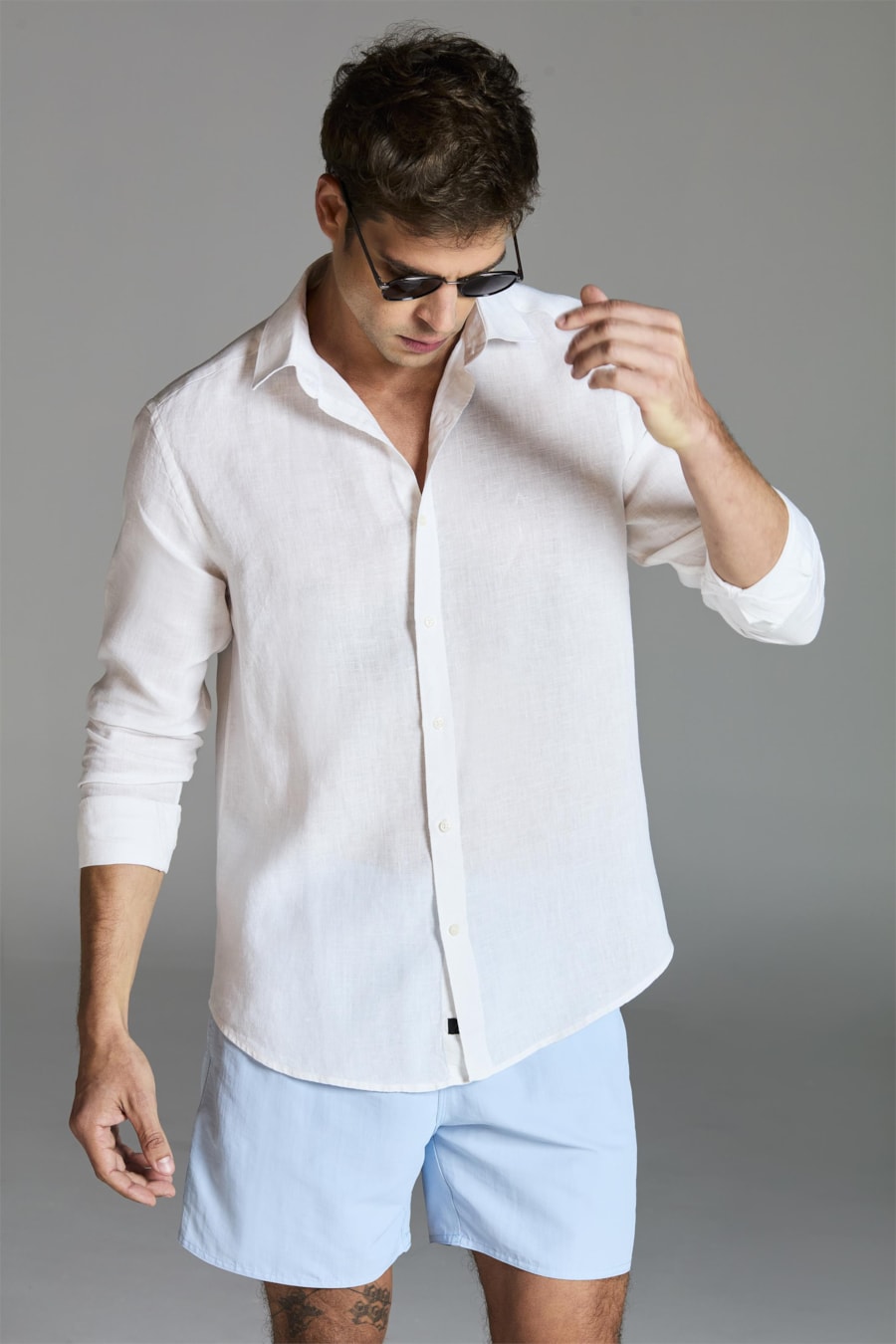 Camisa Manga Longa Slim em Linho Irlandês Branco — foto 10 de 10