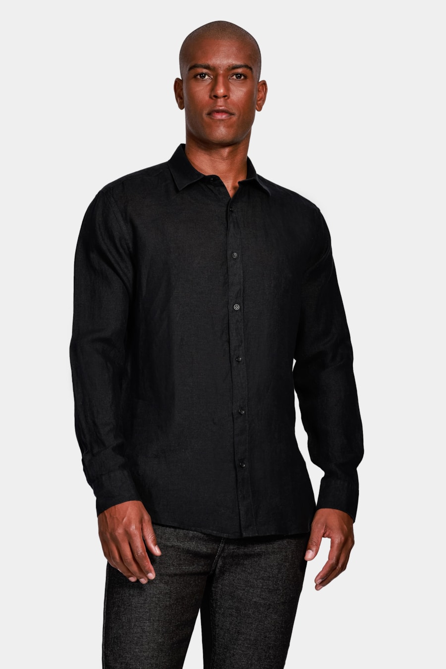 Camisa Manga Longa Slim em Linho Irlandês Preto — foto 1 de 5