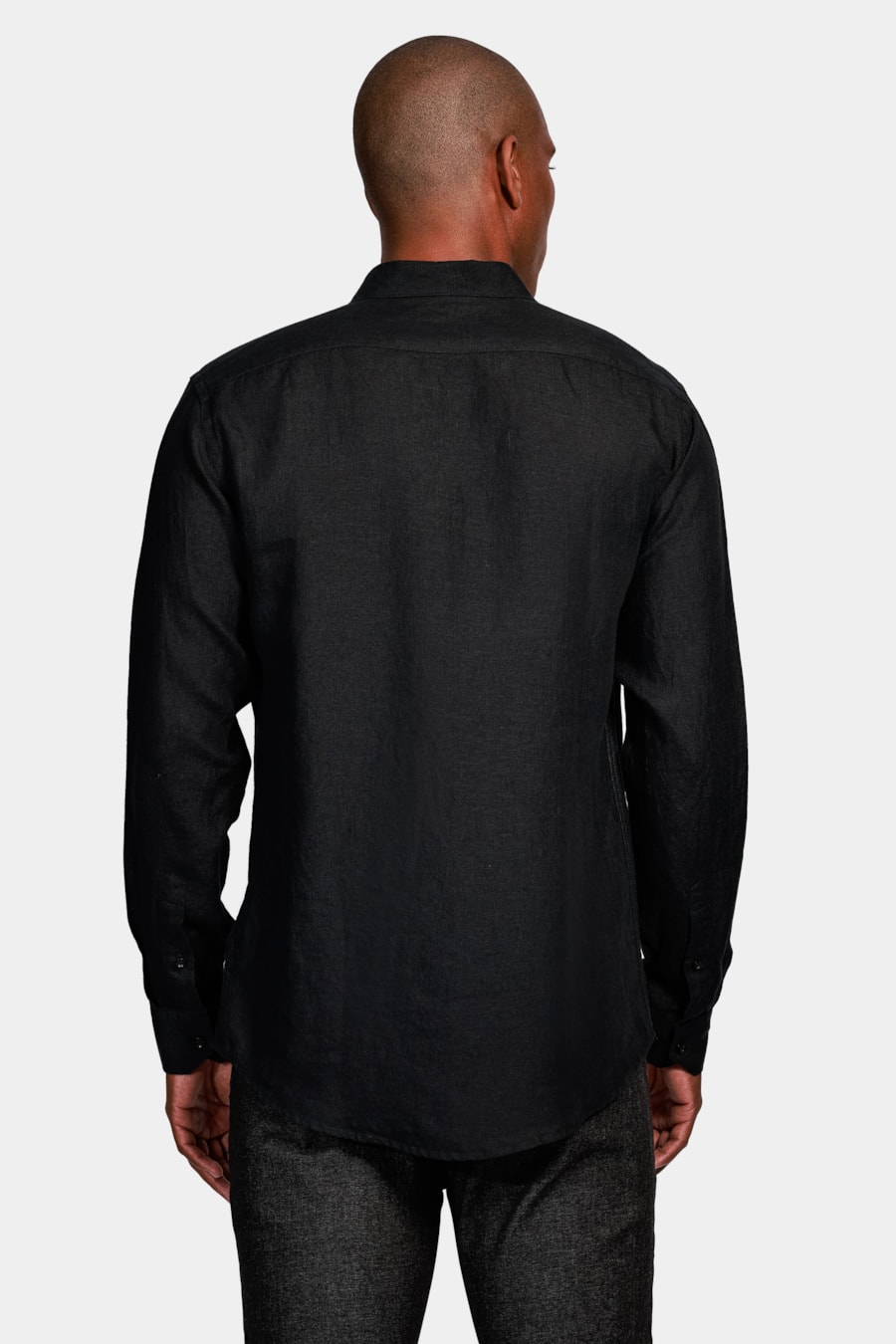 Camisa Manga Longa Slim em Linho Irlandês Preto — foto 4 de 5