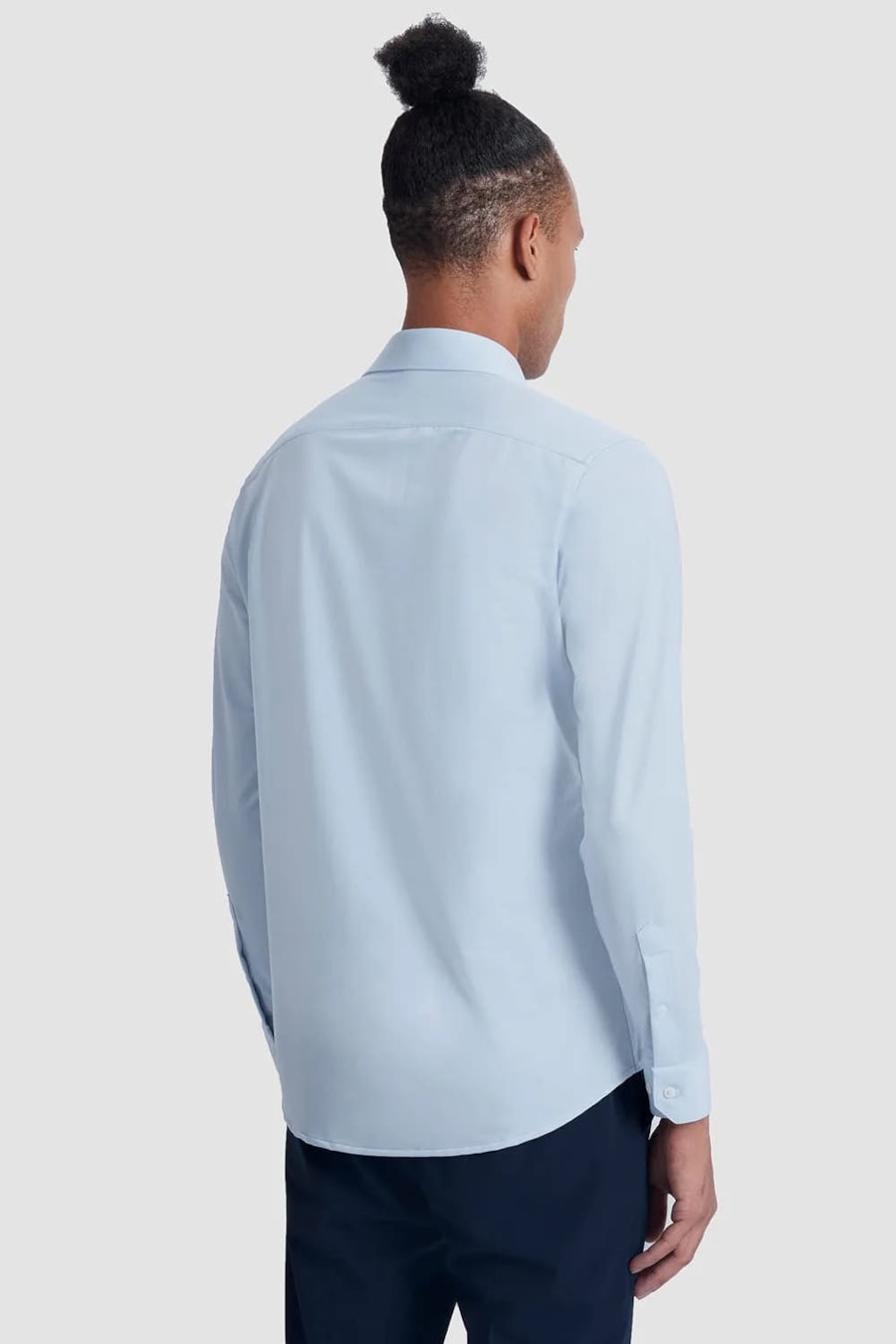 Camisa Manga Longa Slim em Malha Tech Azul Claro — foto 8 de 8