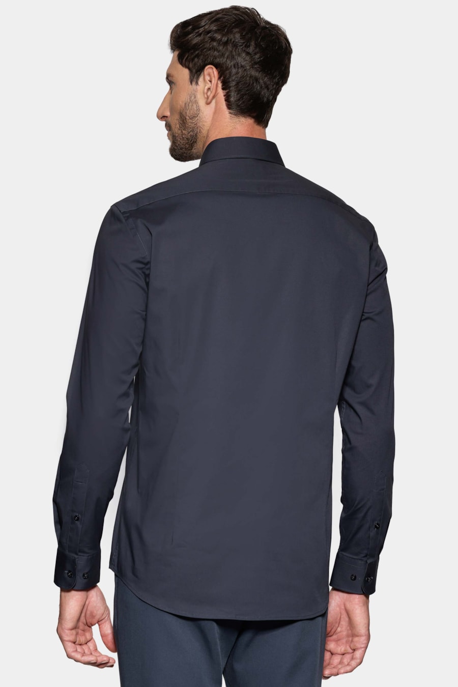 Camisa Manga Longa Slim em Tricoline Stretch Liso Marinho Escuro — foto 4 de 6