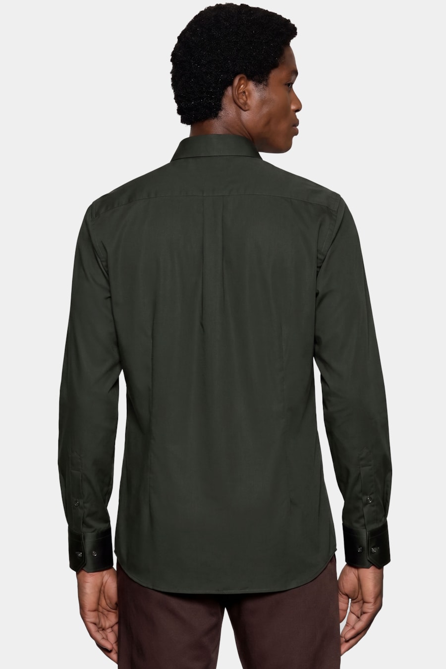 Camisa Manga Longa Slim em Tricoline Stretch Liso Verde Escuro — foto 4 de 6