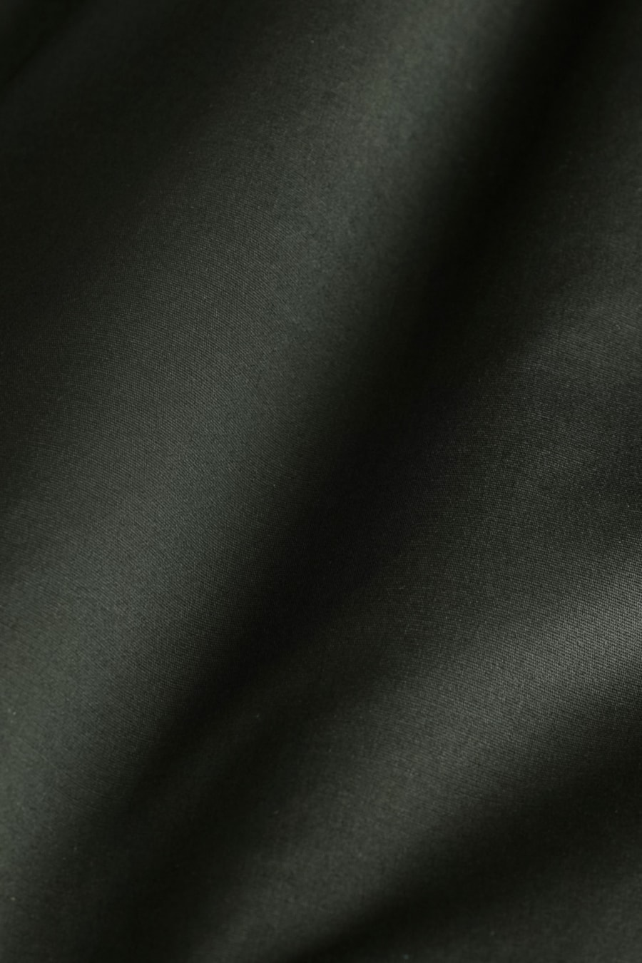 Camisa Manga Longa Slim em Tricoline Stretch Liso Verde Escuro — foto 6 de 6