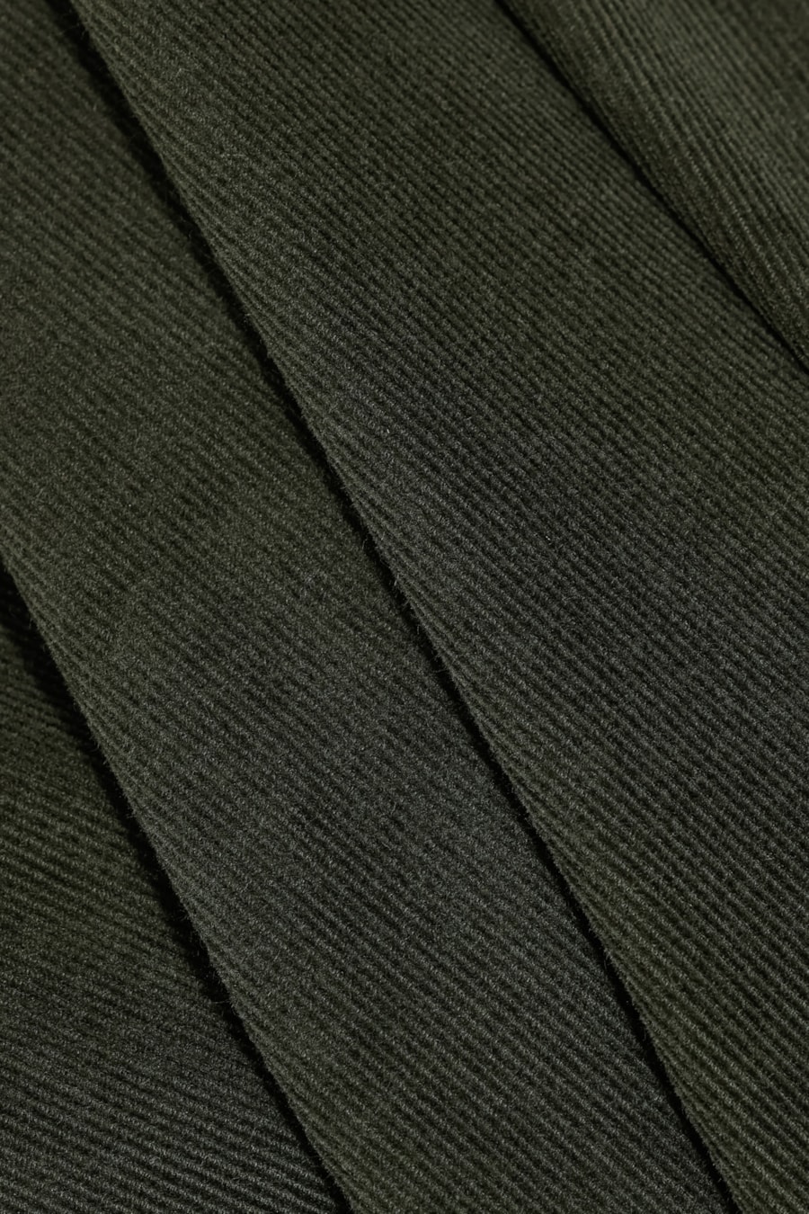 Camisa Manga Longa Slim em Veludo Cotelê Verde Militar — foto 5 de 5