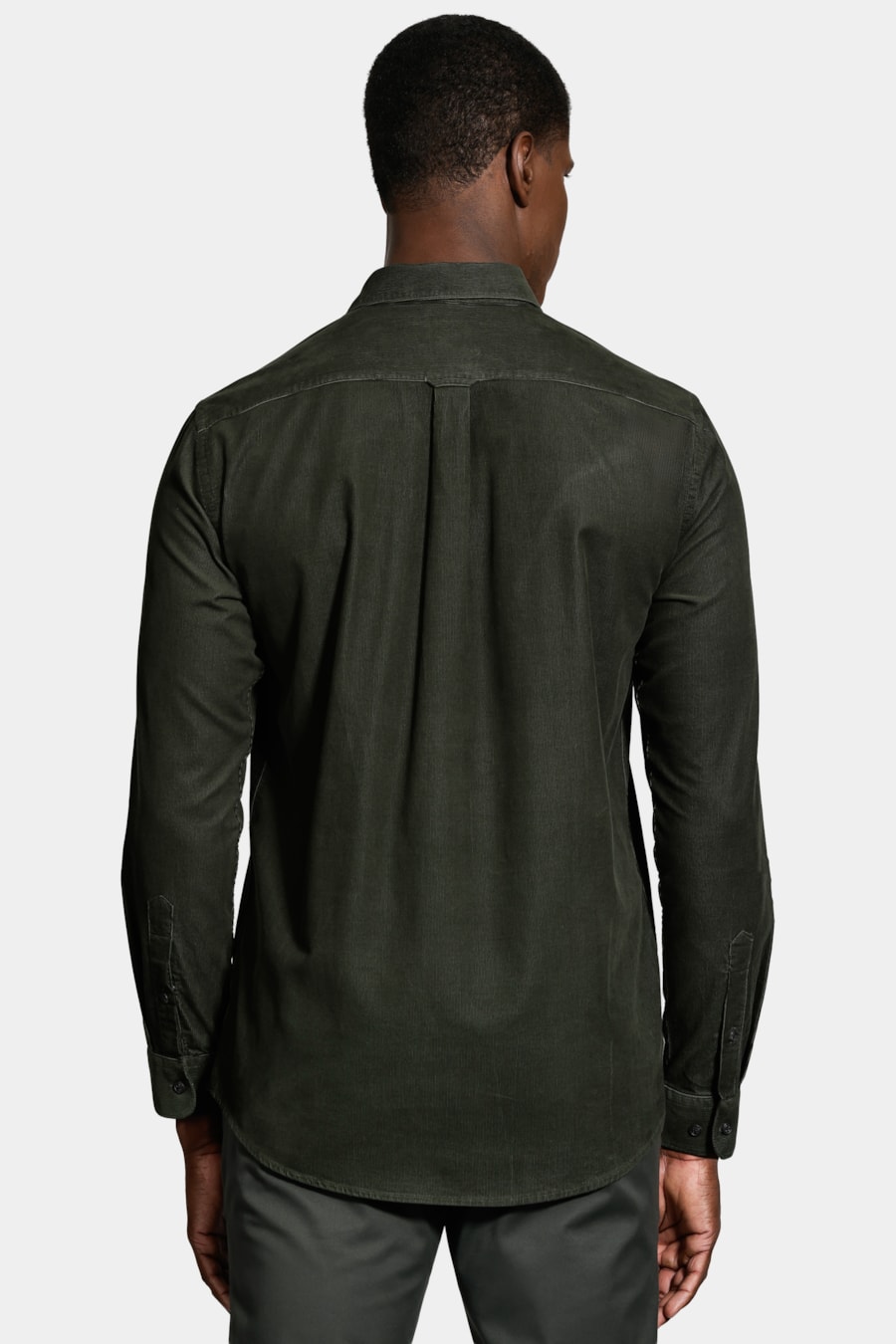 Camisa Manga Longa Slim em Veludo Cotelê Verde Oliva — foto 4 de 6