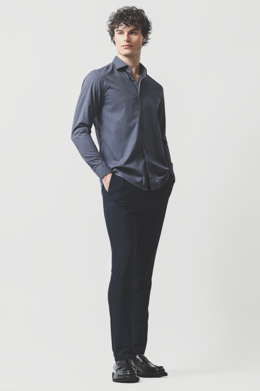 Camisa Manga Longa Slim Fil a Fil Antilia Marinho — foto 2 de 6