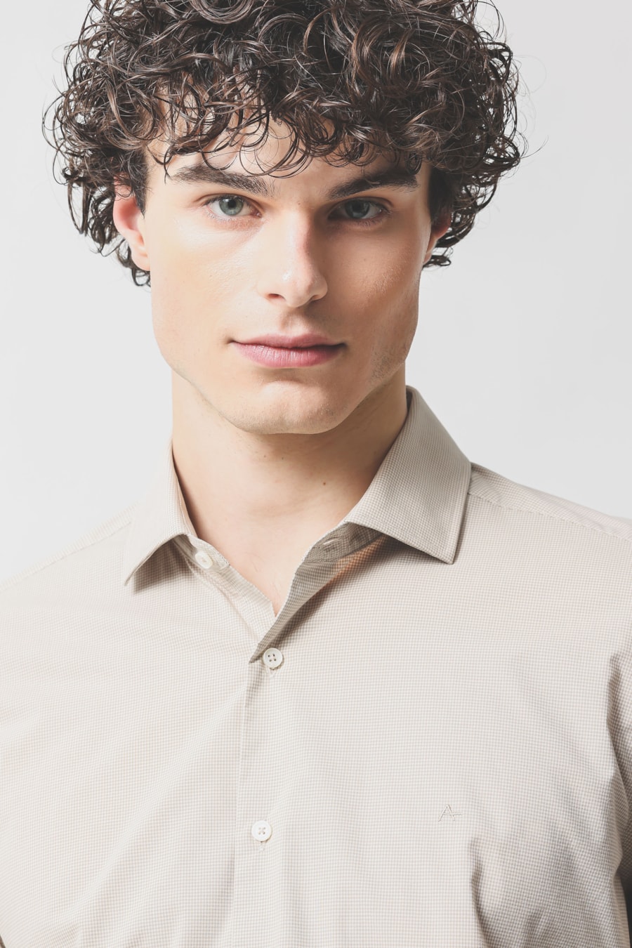 Camisa Manga Longa Slim Fio 60 Carbon Touch Caqui C/Creme — foto 3 de 6