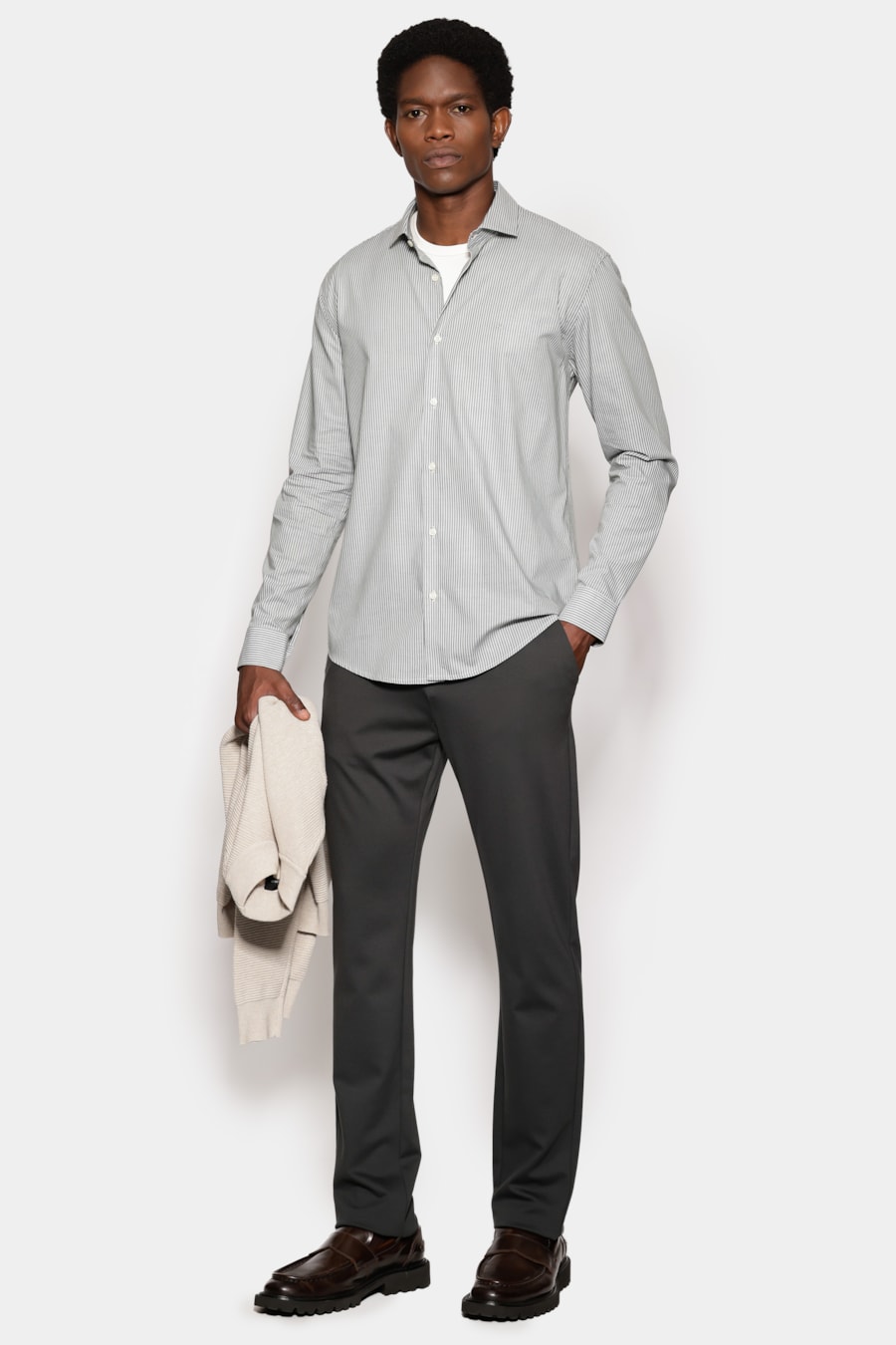 Camisa Manga Longa Slim Listrada Vertical Verde C/ Branco — foto 2 de 6