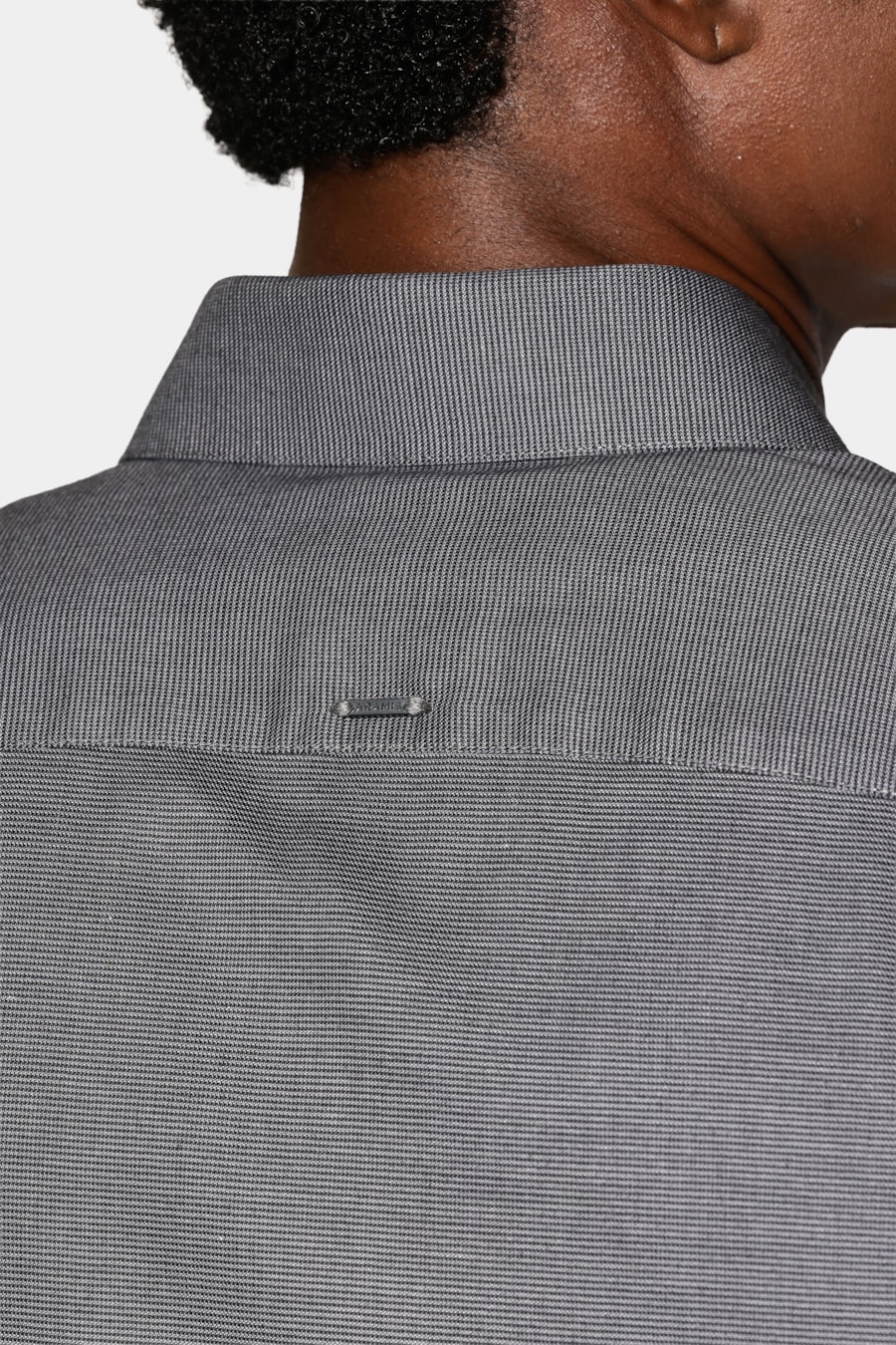 Camisa Manga Longa Slim Maquineta Fio Tinto Chumbo — foto 3 de 6