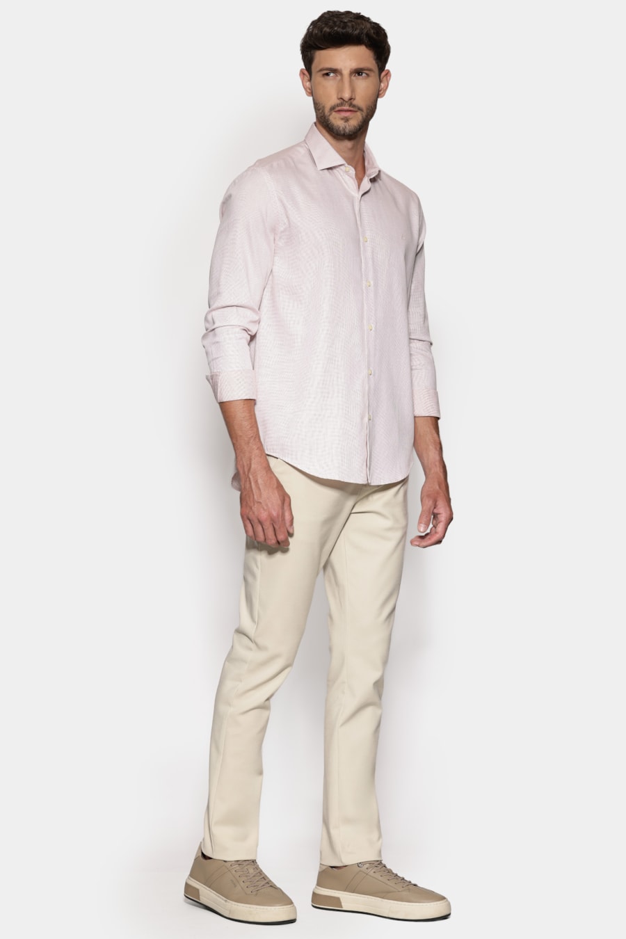 Camisa Manga Longa Slim Maquineta Pontilhada Branco C/Rosa — foto 2 de 6