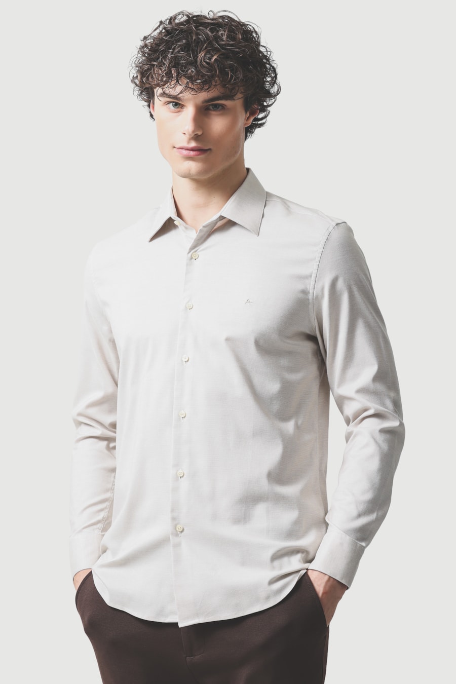 Camisa Manga Longa Slim Maquinetada Stretch Branco C/Caqui — foto 1 de 6