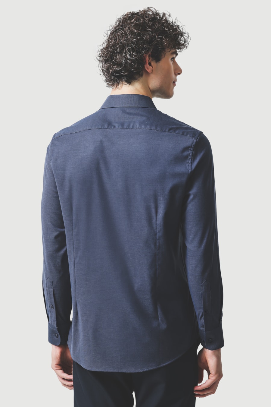 Camisa Manga Longa Slim Maquinetada Stretch Marinho C/ Azul Médio — foto 4 de 6