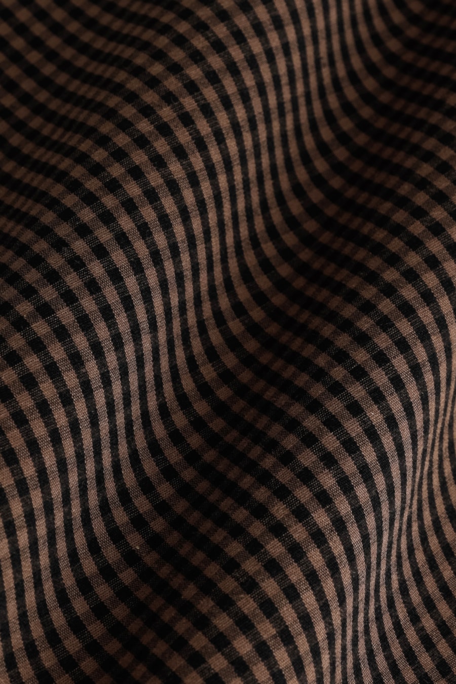 Camisa Manga Longa Slim Mini Xadrez Damero Chocolate C/ Preto — foto 6 de 6