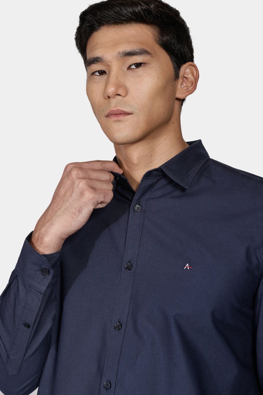 Camisa Manga Longa Slim Oxford Liso Marinho — foto 3 de 5