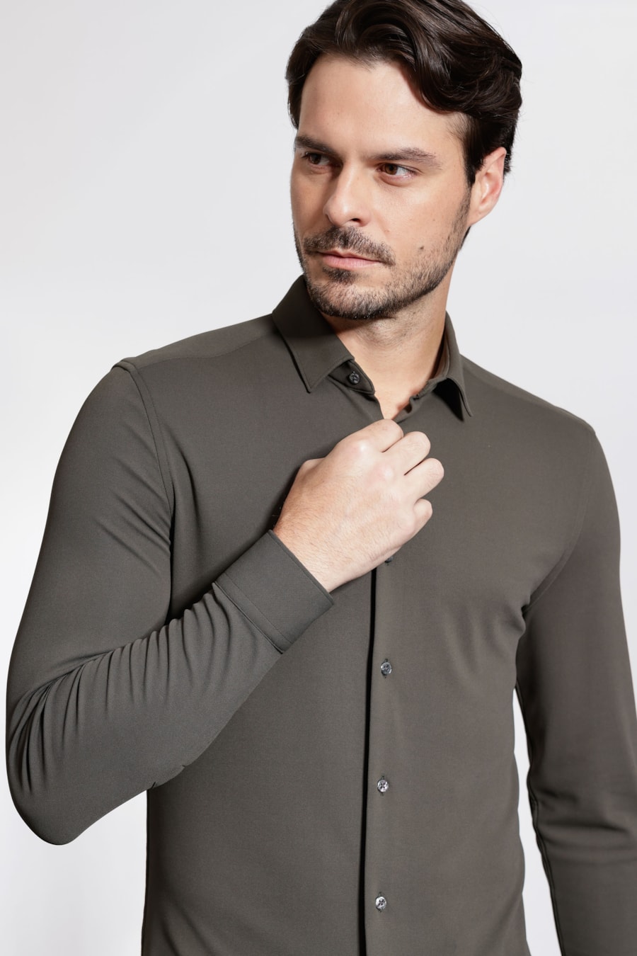 Camisa Manga Longa Slim Poliamida Piquet Verde Folha — foto 3 de 5