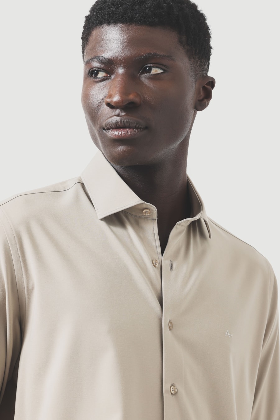 Camisa Manga Longa Slim Poliviscose de Bambu Stretch Areia — foto 3 de 7