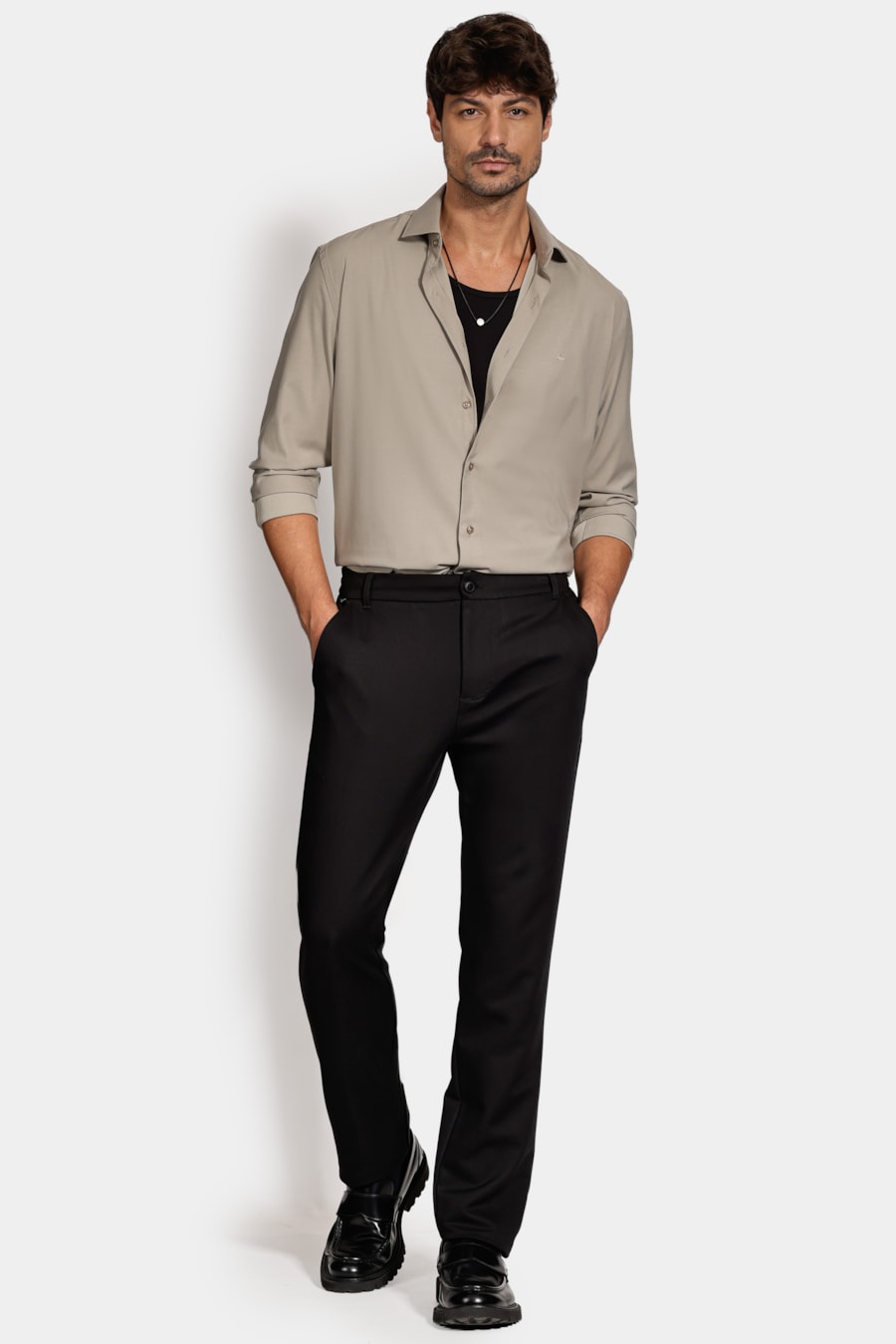 Camisa Manga Longa Slim Poliviscose de Bambu Stretch Fendi — foto 2 de 6