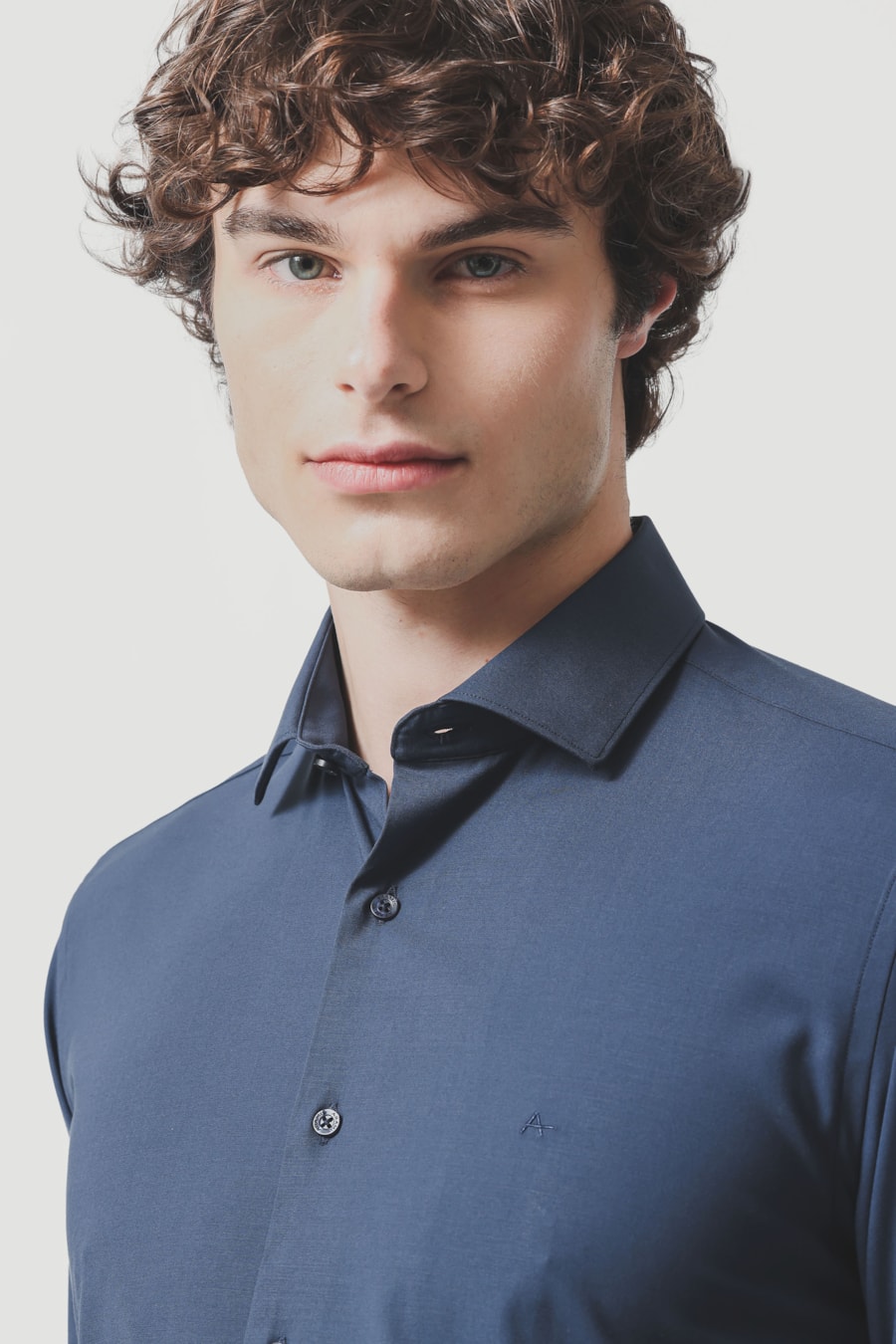 Camisa Manga Longa Slim Poliviscose de Bambu Stretch Marinho — foto 3 de 7