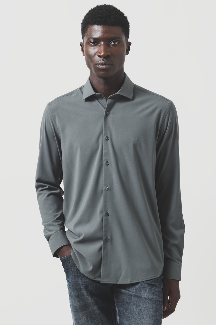 Camisa Manga Longa Slim Poliviscose de Bambu Stretch Verde Gris — foto 1 de 6