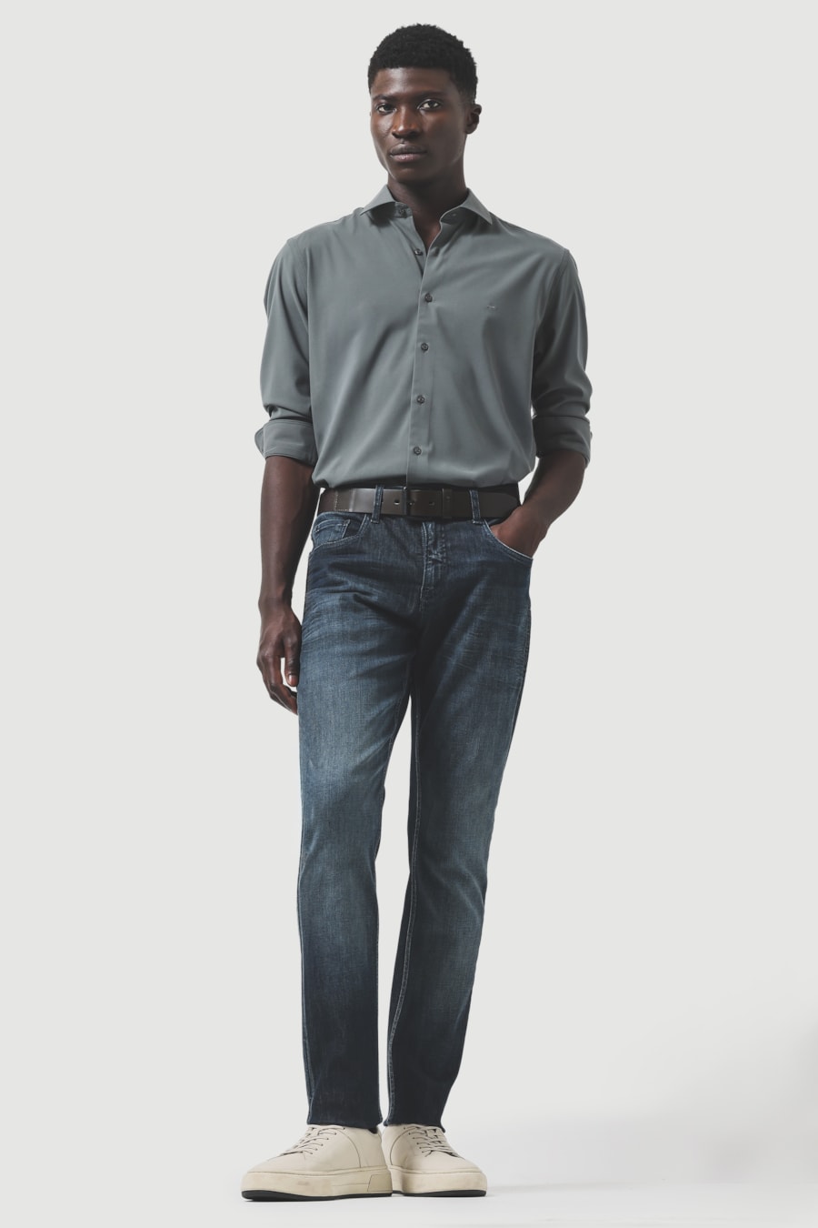 Camisa Manga Longa Slim Poliviscose de Bambu Stretch Verde Gris — foto 2 de 6