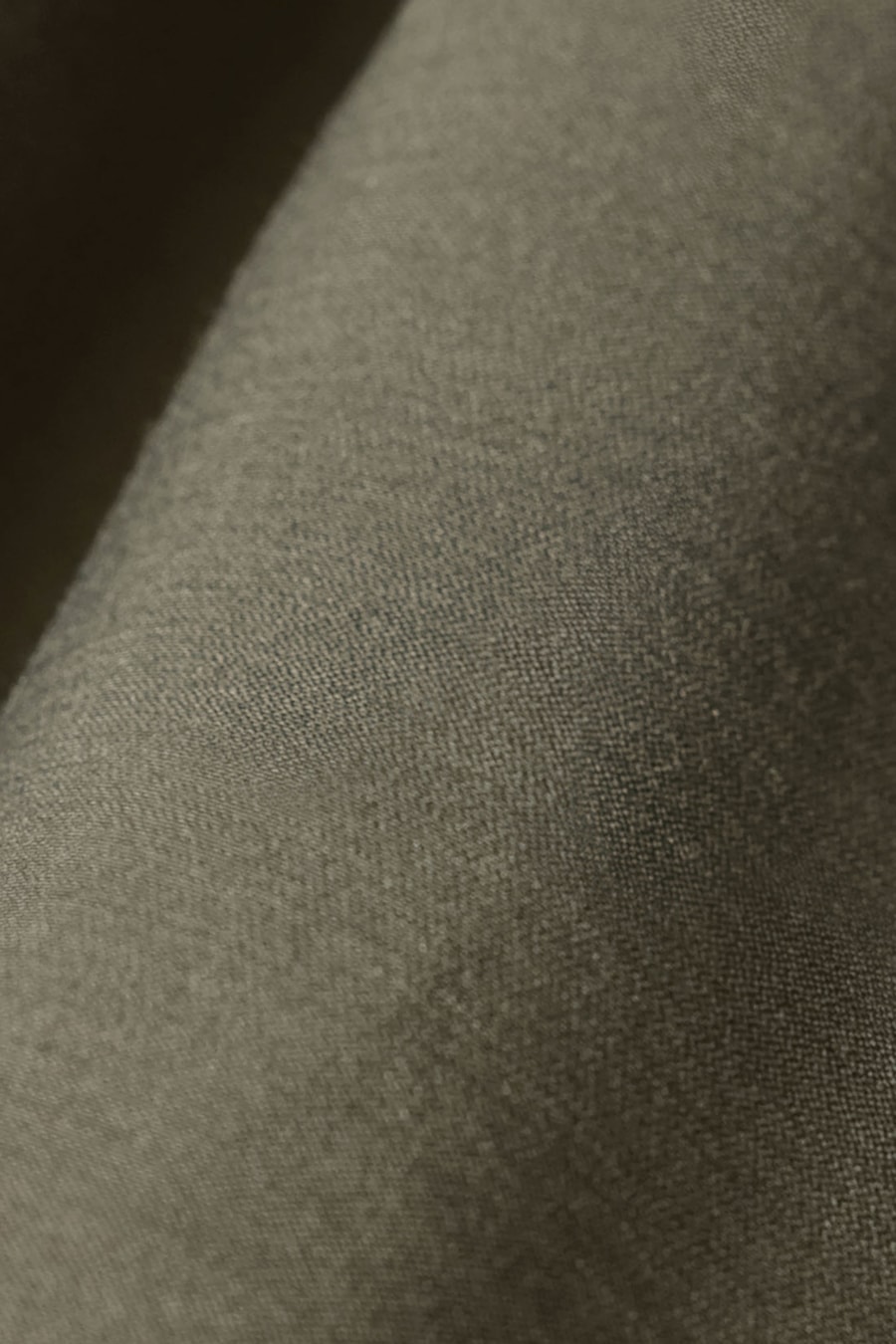 Camisa Manga Longa Slim Poliviscose de Bambu Stretch Verde Militar — foto 6 de 6