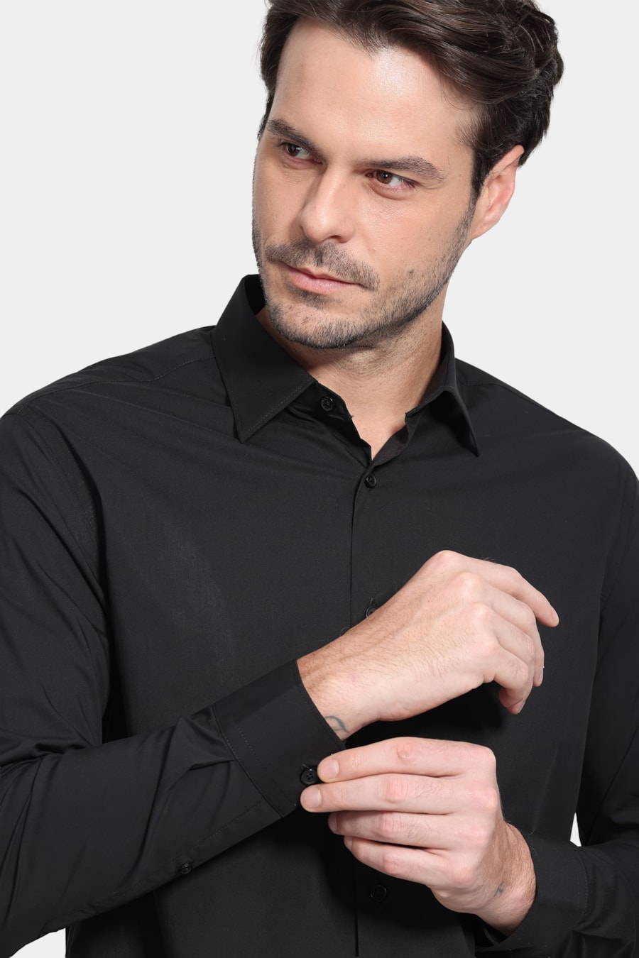 Camisa Manga Longa Slim Tech Comfort Preto — foto 3 de 6
