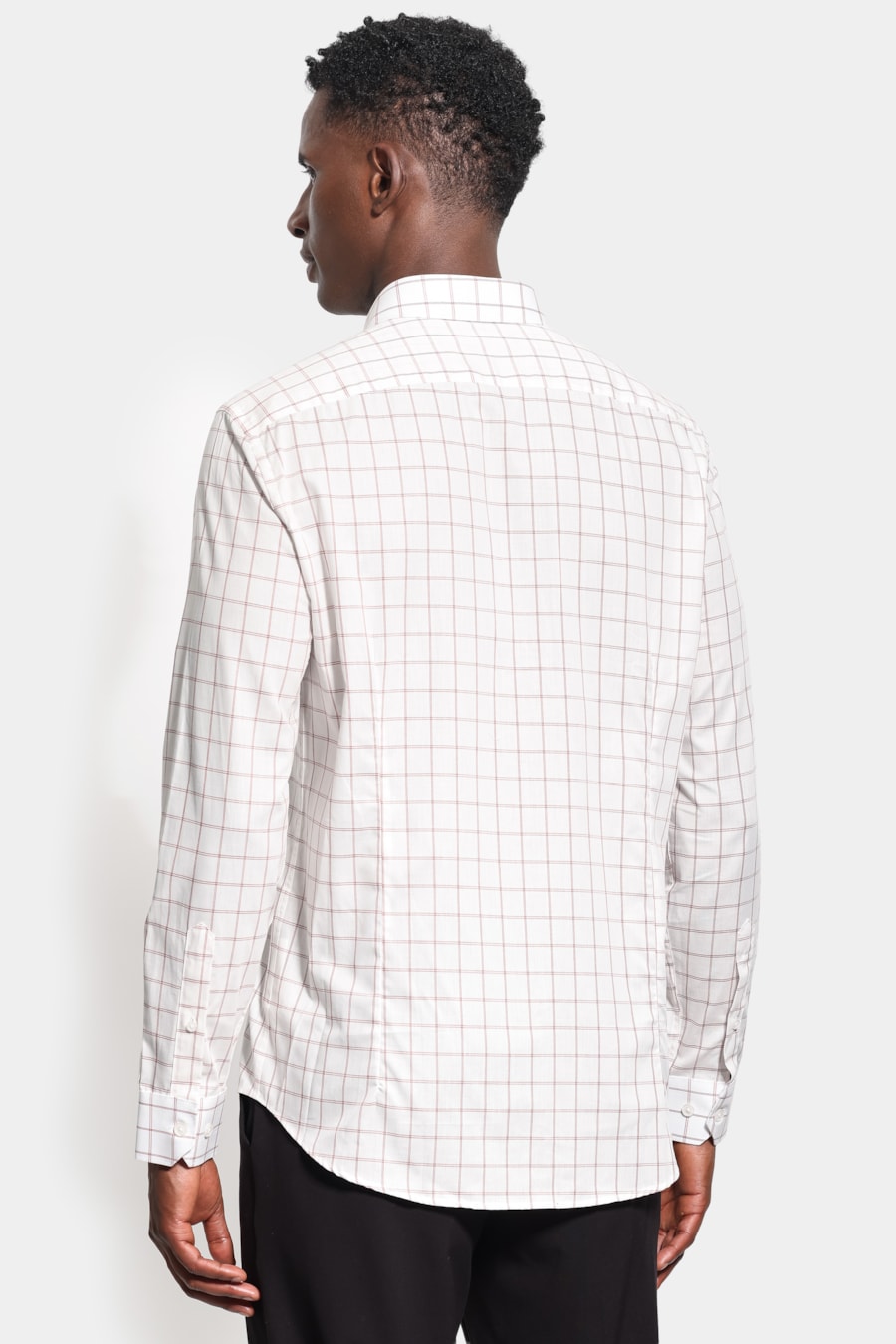 Camisa Manga Longa Slim Tricoline Grid Xadrez Branco C/Vermelho — foto 4 de 6
