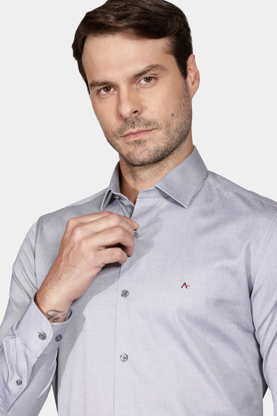 Camisa Manga Longa Slim Tricoline Lisa Cinza — foto 3 de 5