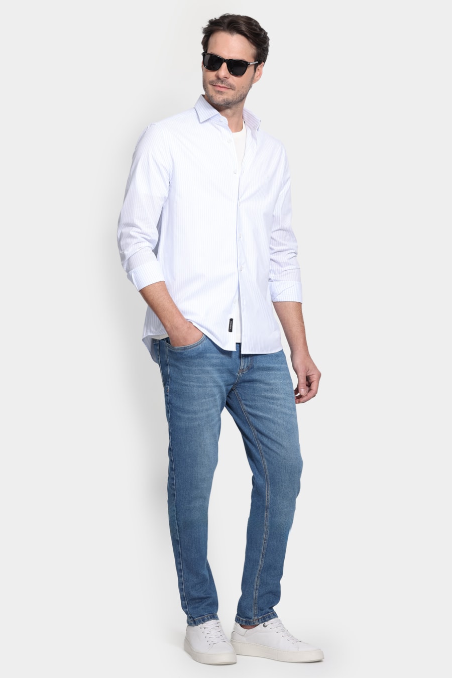 Camisa Manga Longa Slim Tricoline Listrado Branco C/Azul — foto 2 de 6
