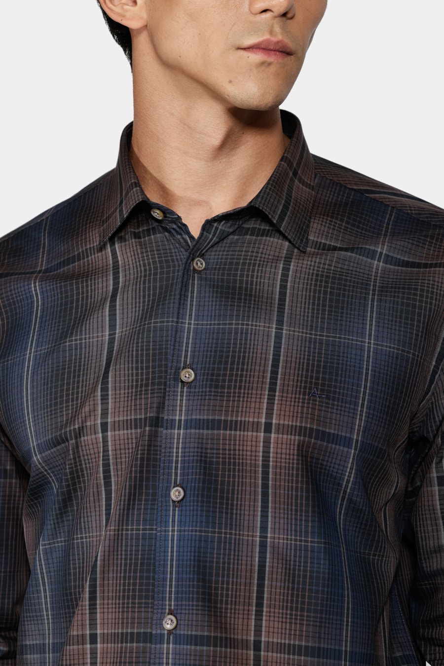 Camisa Manga Longa Slim Xadrez Preto Com Caramelo — foto 3 de 6