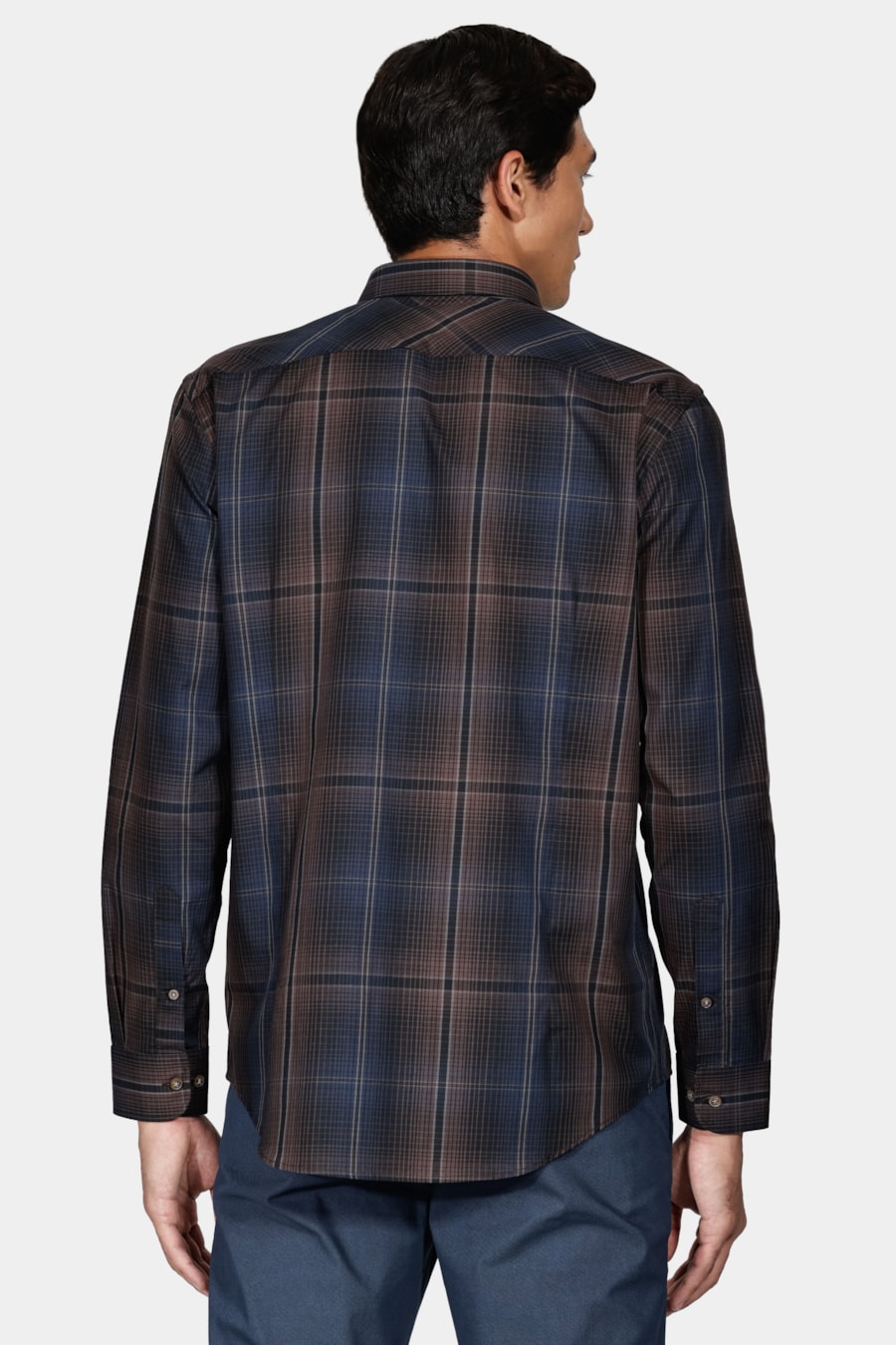 Camisa Manga Longa Slim Xadrez Preto Com Caramelo — foto 4 de 6