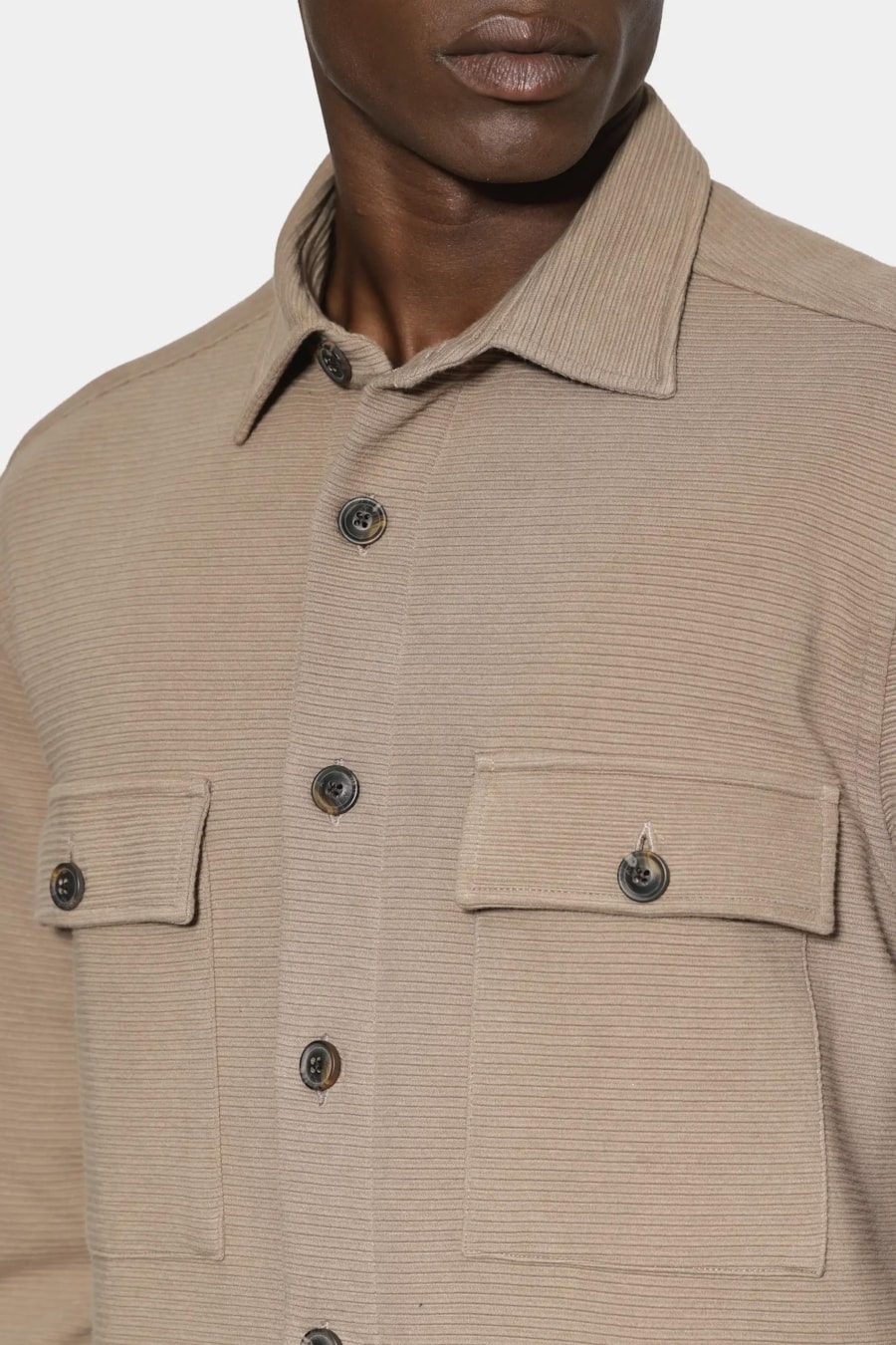 Camisa Overshirt Textura Horizontal Caqui — foto 3 de 7