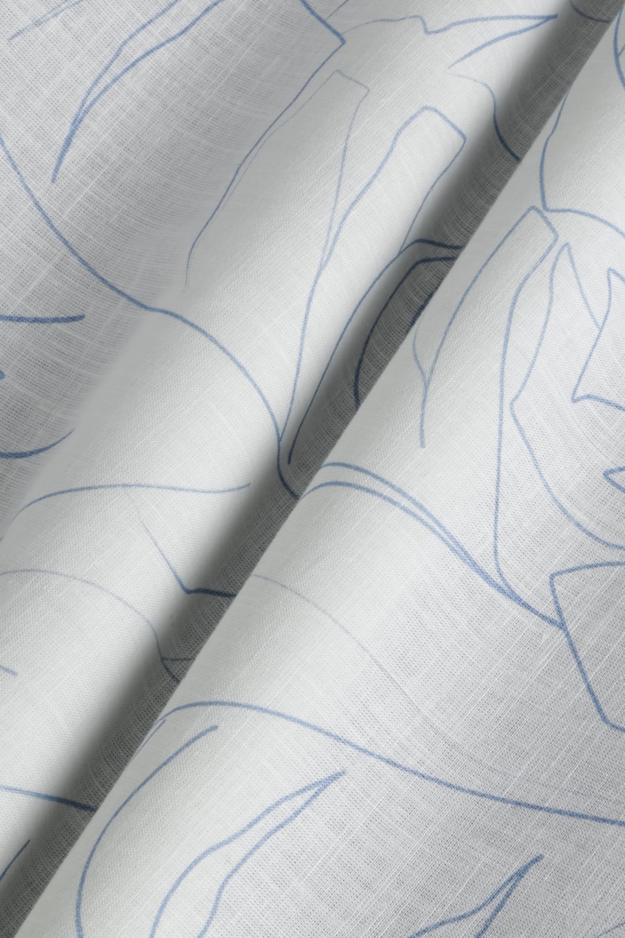 Camisa Regular Algodão Manga Curta Folhagem Branco C/Azul — foto 6 de 6