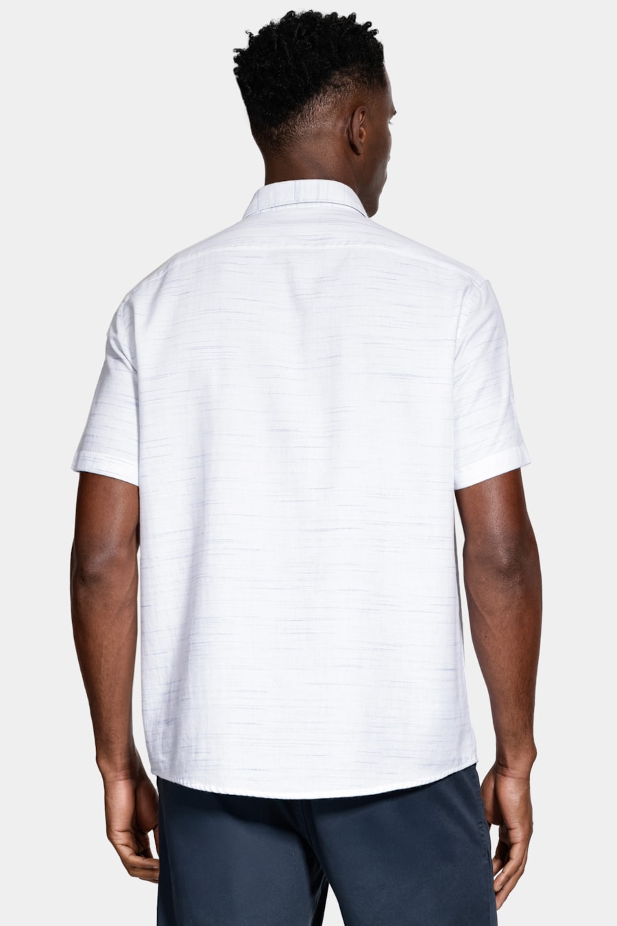Camisa Regular Algodão Nature Oregon Manga Curta Off White C/ Azul — foto 4 de 6