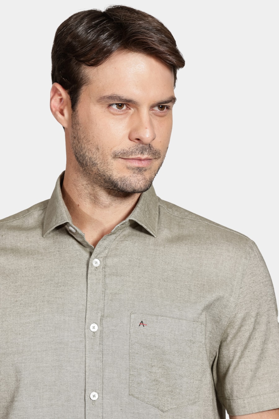 Camisa Regular Bolso Colors Verde Médio — foto 3 de 6