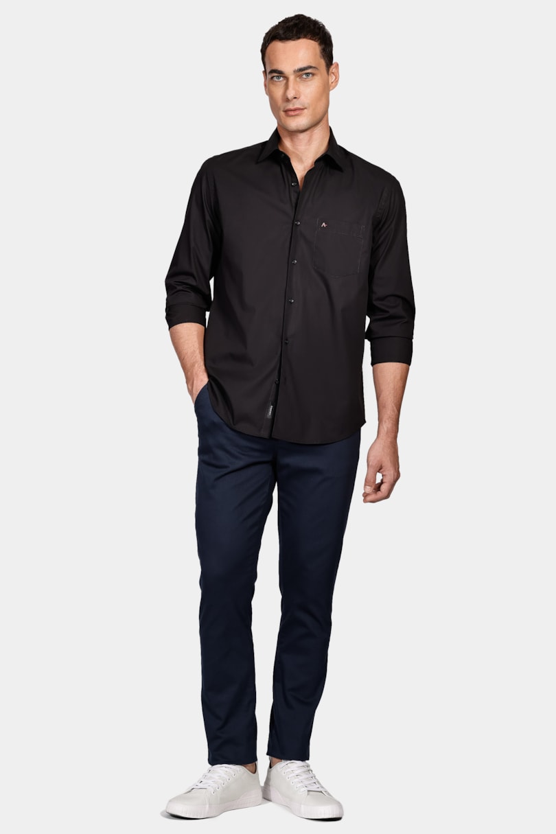 Camisa Regular em Tricoline Liso Com Bolso Preto
