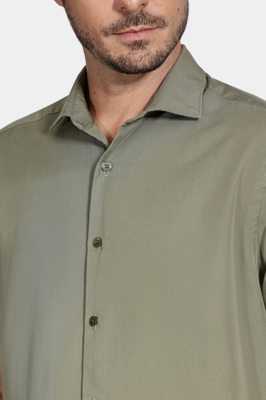Camisa Regular Liocel Lisa Verde Militar — foto 3 de 5