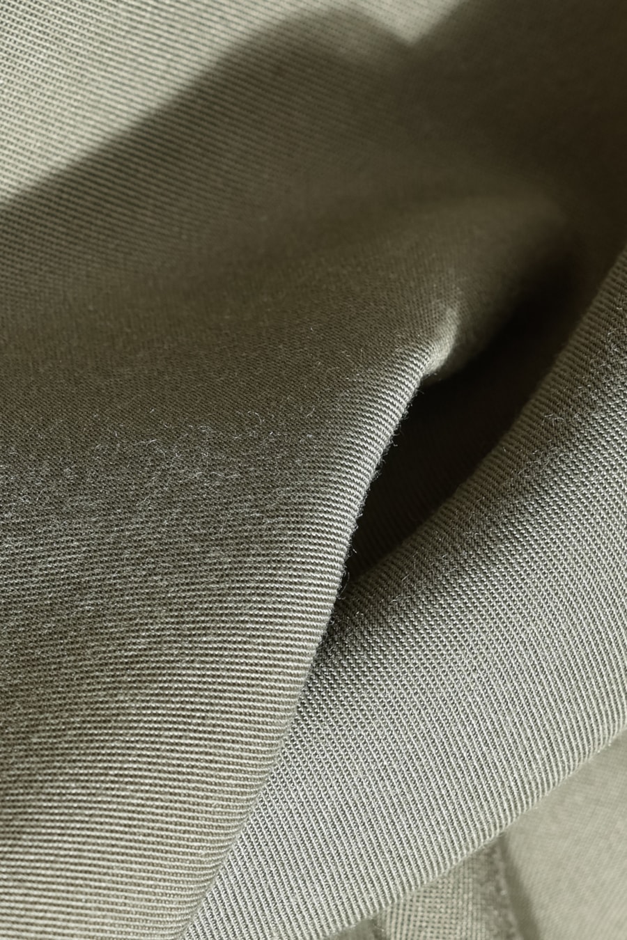 Camisa Regular Liocel Lisa Verde Militar — foto 5 de 5