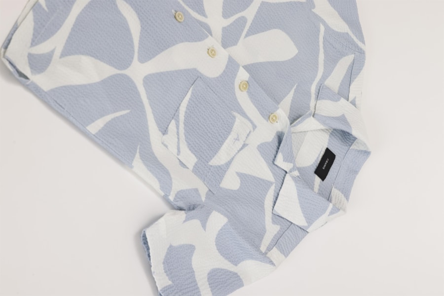 Camisa Regular Manga Curta Infantil Seersucker Azul Claro C/Branco — foto 8 de 8