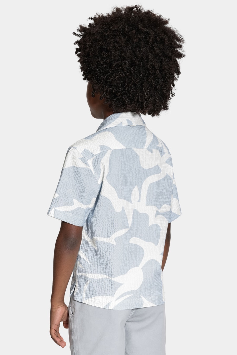 Camisa Regular Manga Curta Infantil Seersucker Azul Claro C/Branco — foto 4 de 8