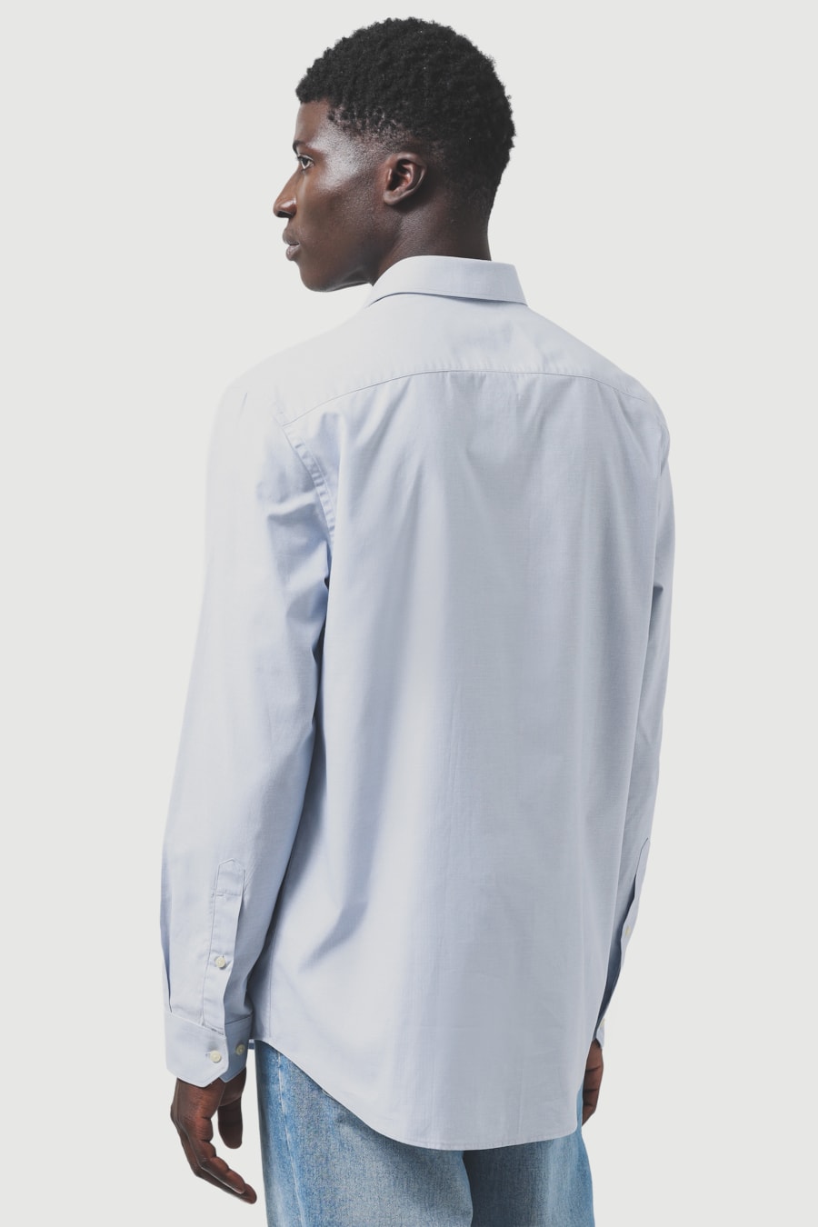 Camisa Regular Manga Longa Algodão Egípcio Micro Listrada Branco C/Azul Claro — foto 4 de 6