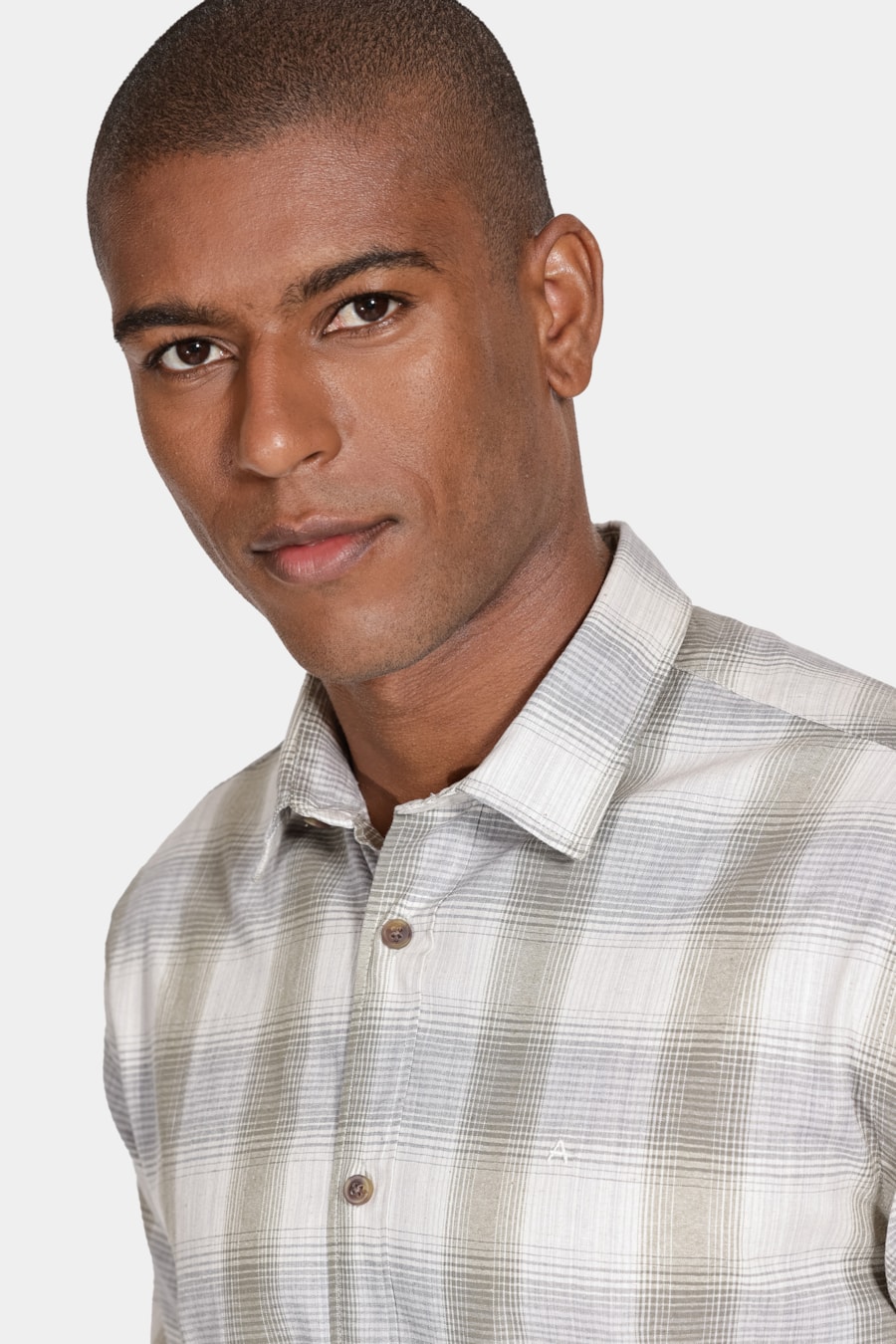 Camisa Regular Maxi Xadrez Linho Verde Com Natural — foto 3 de 6