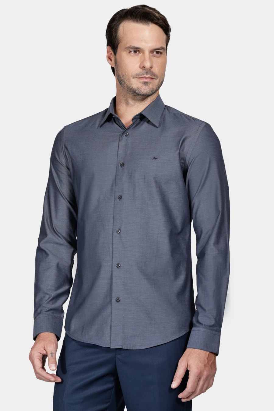 Camisa Slim Fio 50 Egípcio Petronas Marinho — foto 1 de 5