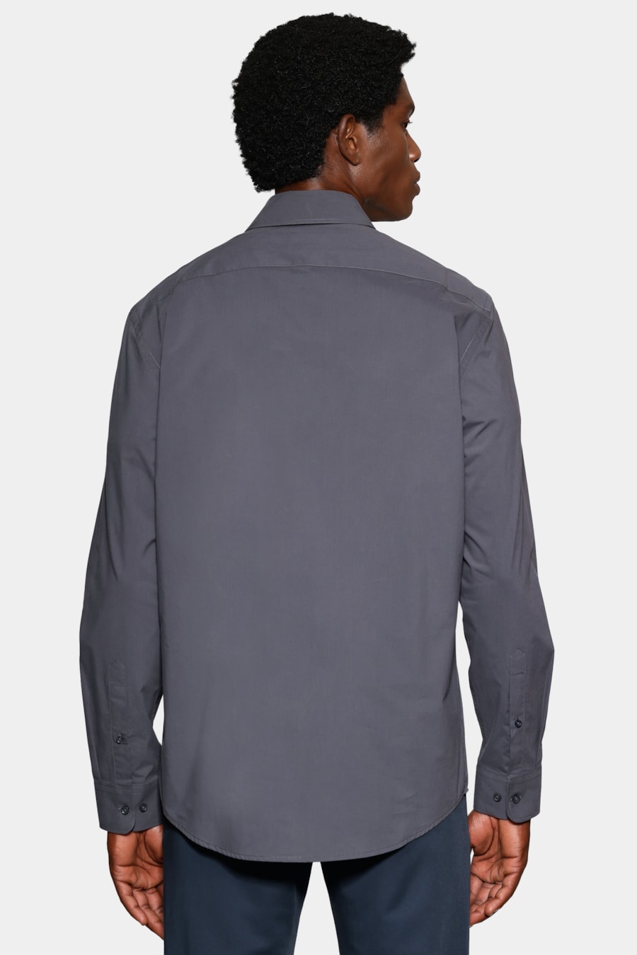 Camisa Slim Lisa Fio 60 Carbon Touch Chumbo — foto 4 de 6