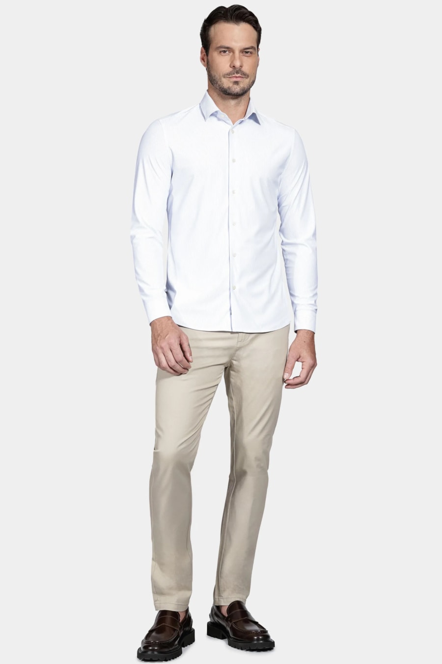 Camisa Slim Listrada Branco Com Azul Claro — foto 2 de 5