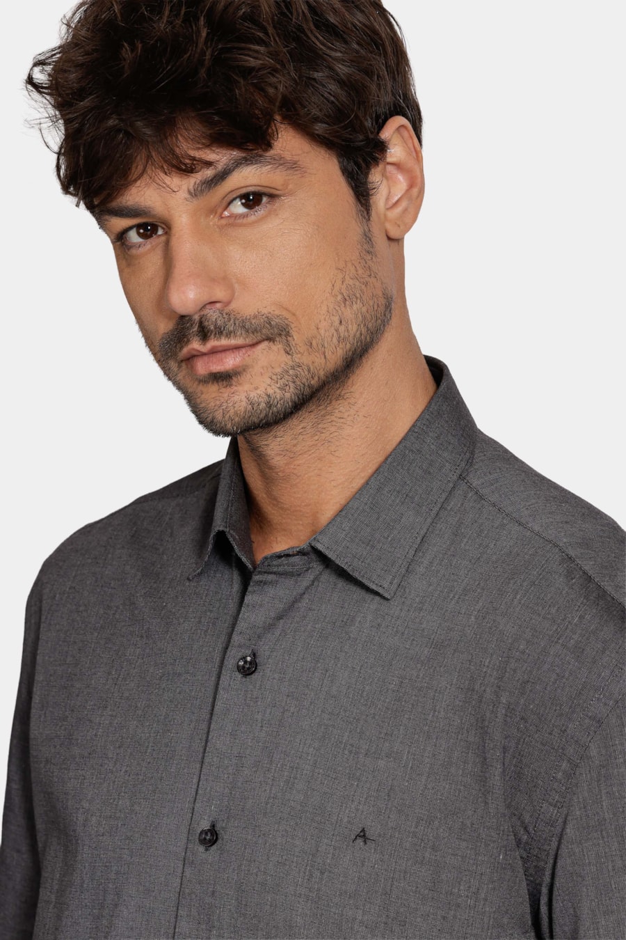 Camisa Slim Manga Curta Fil a Fil Antilia Preto — foto 3 de 6