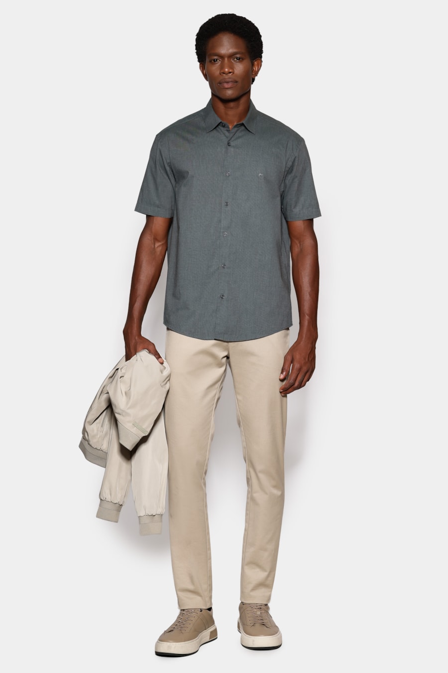 Camisa Slim Manga Curta Fil a Fil Antilia Verde Escuro — foto 2 de 6