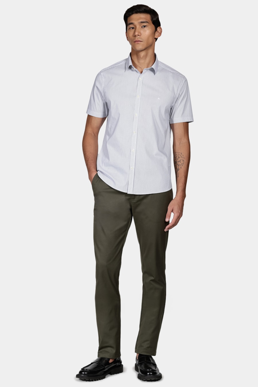 Camisa Slim Strech Micro Xadrez Branco Com Preto — foto 2 de 6